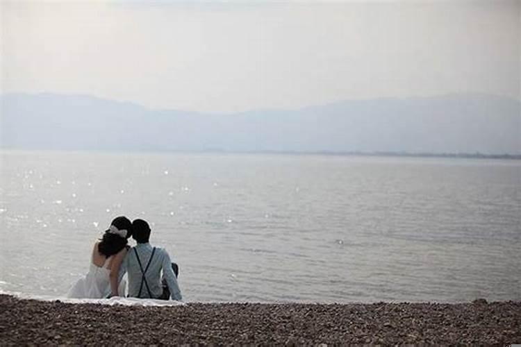 三观不合的夫妻怎么过一辈子