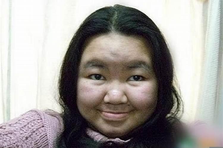 女人梦见丑女