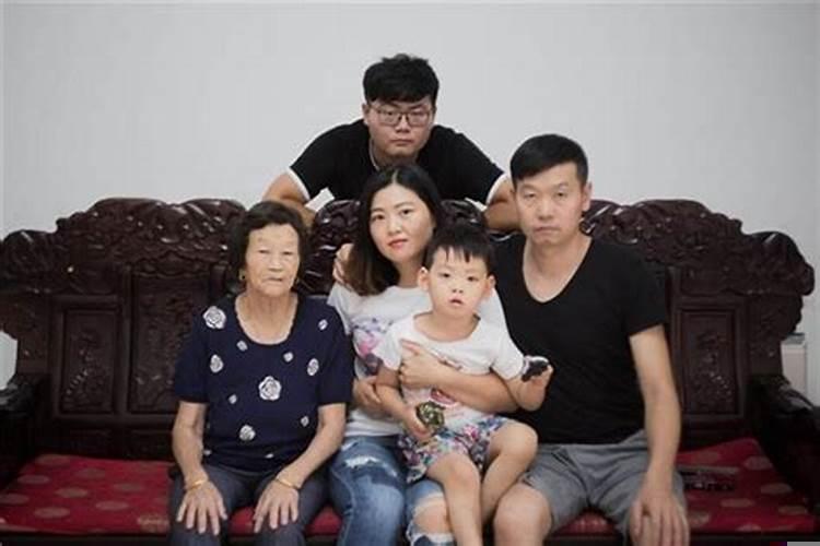 做梦梦见前夫一家人什么意思