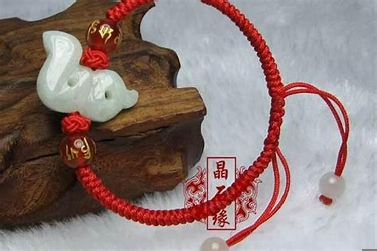 属羊佩戴什么饰品