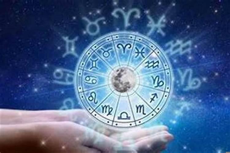 天蝎女很恐怖吗