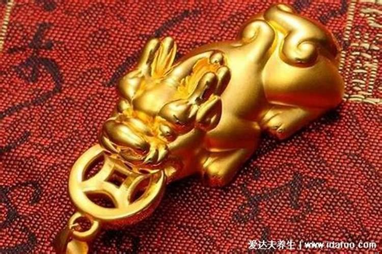 戴黄水晶貔貅有什么好处和功效