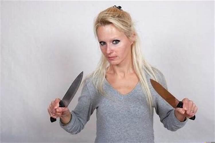 梦见刀是怎么回事