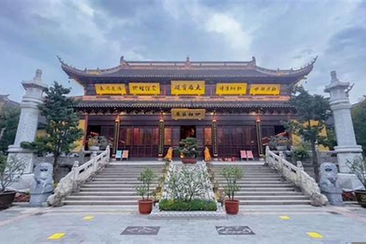 每月什么时候去寺庙