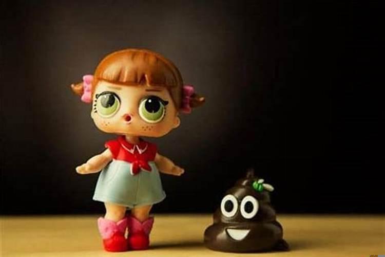 梦见抓屎抓尿