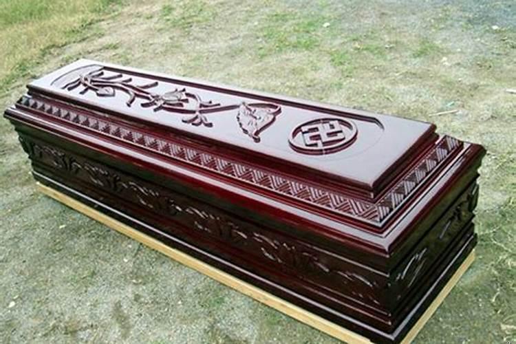 梦见石棺材里有死人