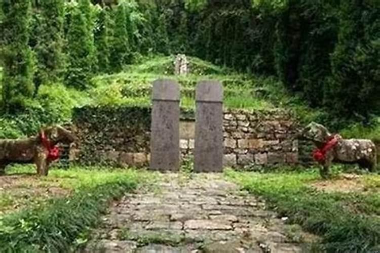 祖坟风水真的能改变后代命运吗?