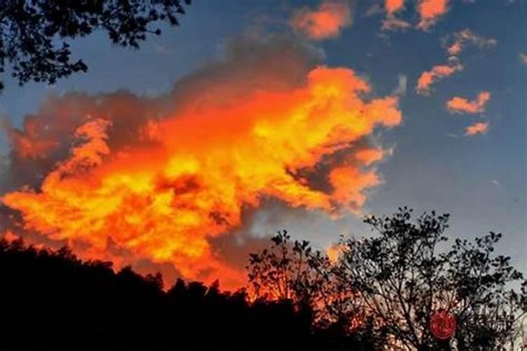 五行属火跟属土配吗