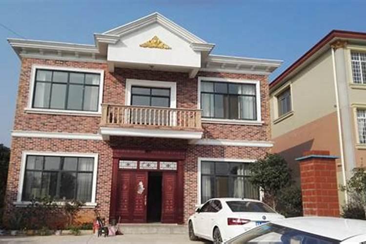 农村自建房侧面开小门好吗