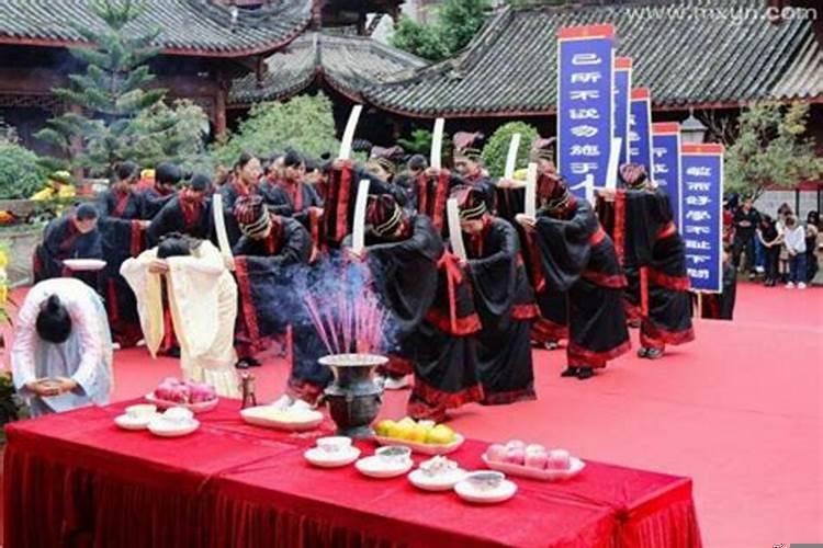 梦见祭拜亲人是什么意思