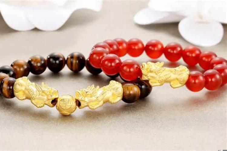 皮丘怎么戴招财