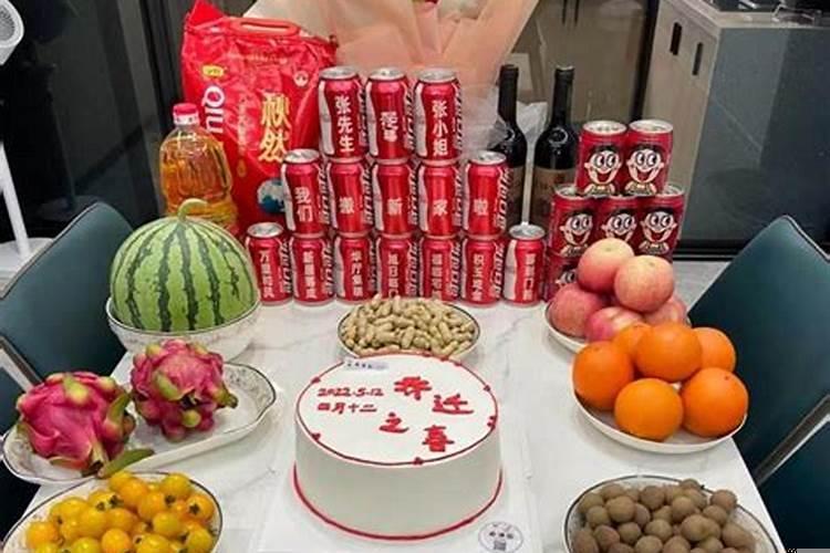 喜事果盘怎么摆