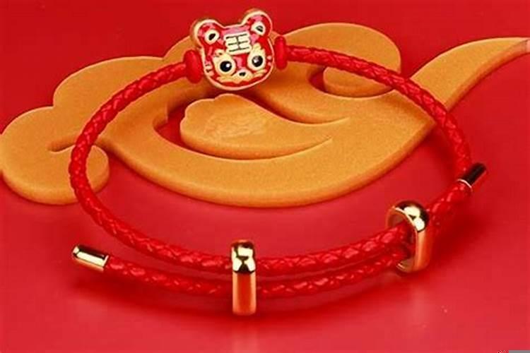 属虎的能戴金吗