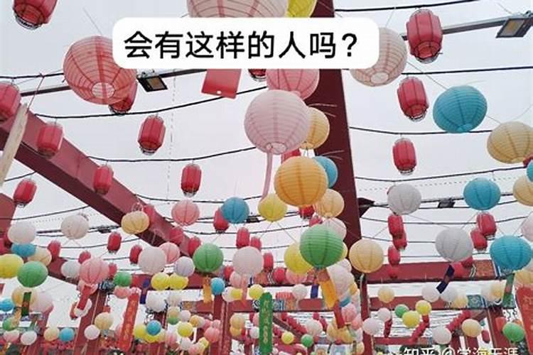 你梦到那个人的时候是不是他在想你