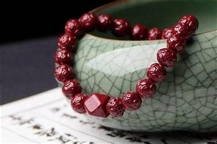 属鸡的人脾气如何