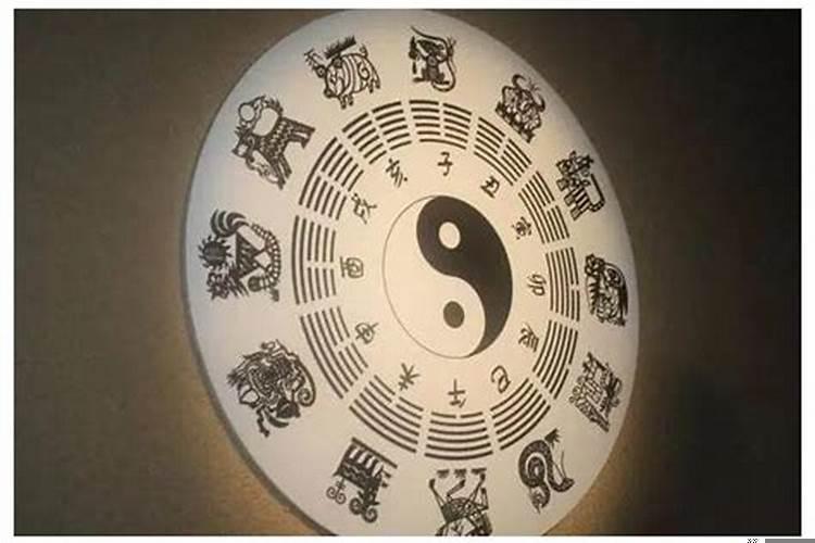 十二生肖属相犯月