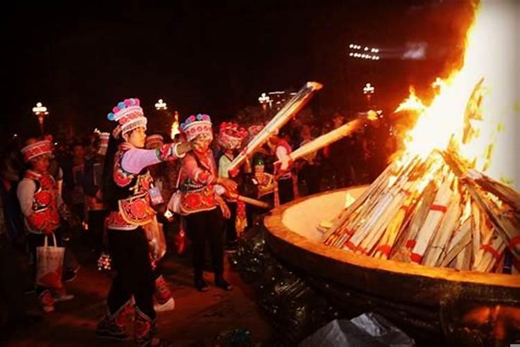 什么族过什么节在那个节里他们干什么