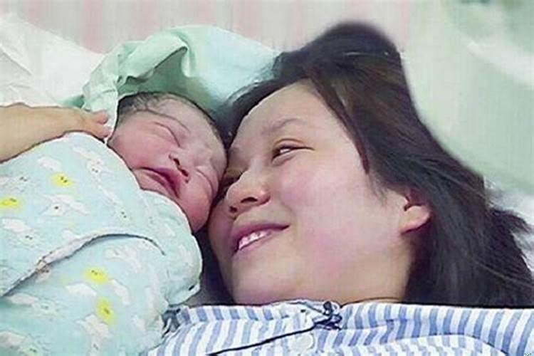 梦见人家生宝宝什么意思