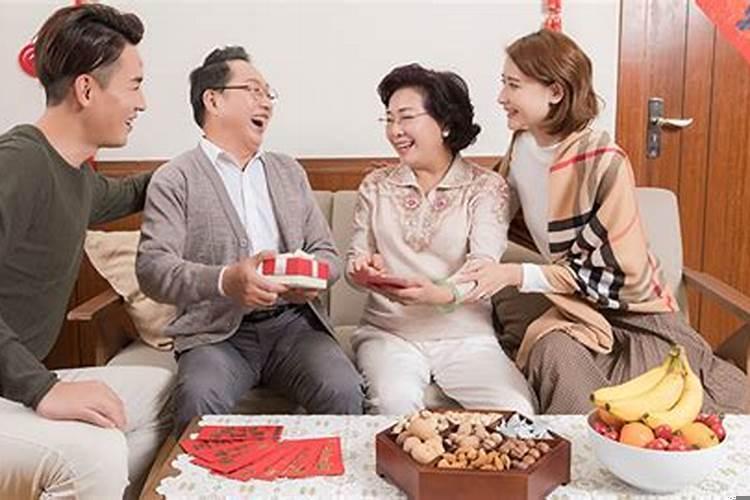 结婚前一天男方要去女方家过礼