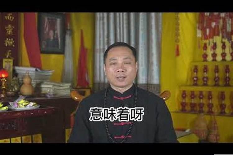 女人梦见亲弟死大哭是什么预兆