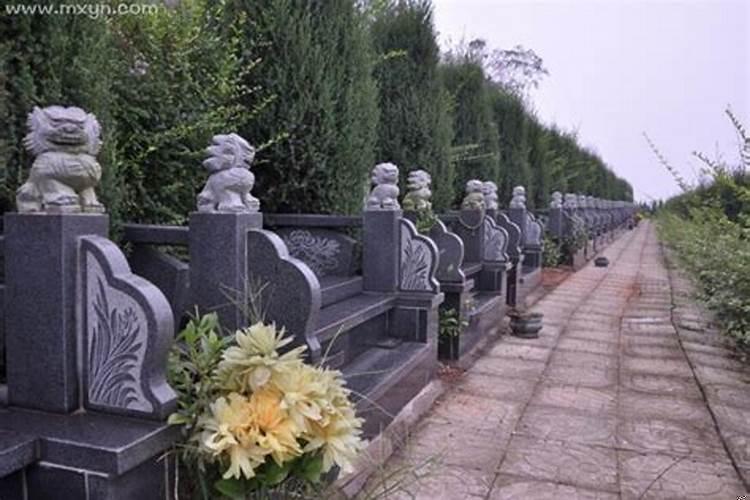 梦见自己墓地是什么预兆