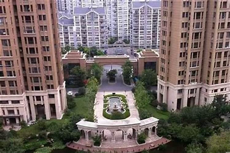 大门口对着屋山墙怎样破解