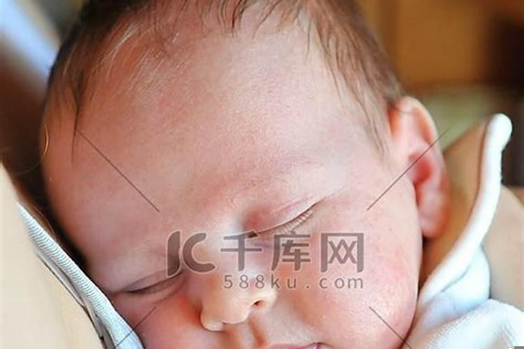 梦见抱着一个胖儿子