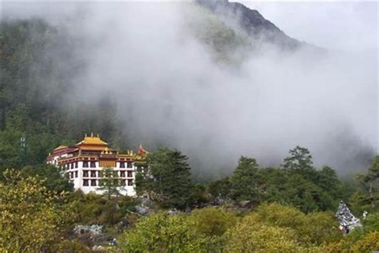 梦到盖庙是什么意思