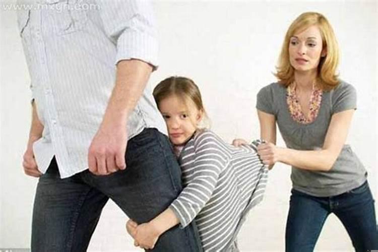 梦到离婚的父母(梦到父母离婚是什么征兆)