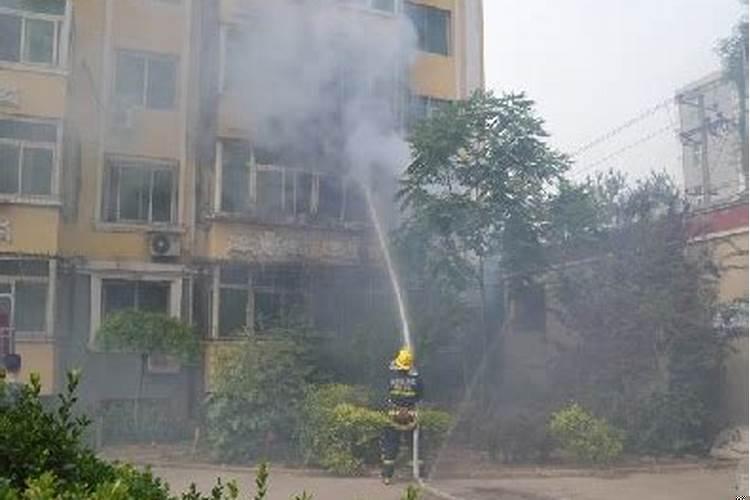 梦到家里着火又被自己扑灭是什么意思?梦见失火又被扑灭是什么预兆呢