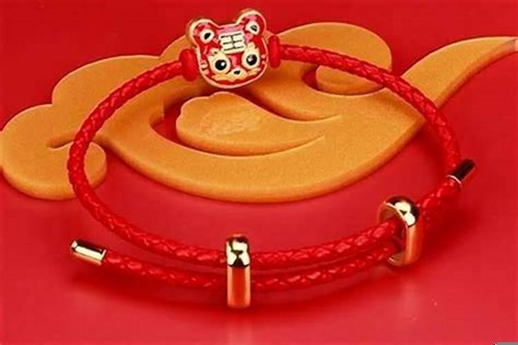 属虎的转运戴什么好？本命年戴生肖转运珠