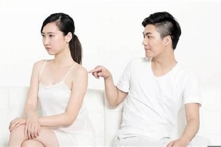 女朋友生气时该怎么哄她开心