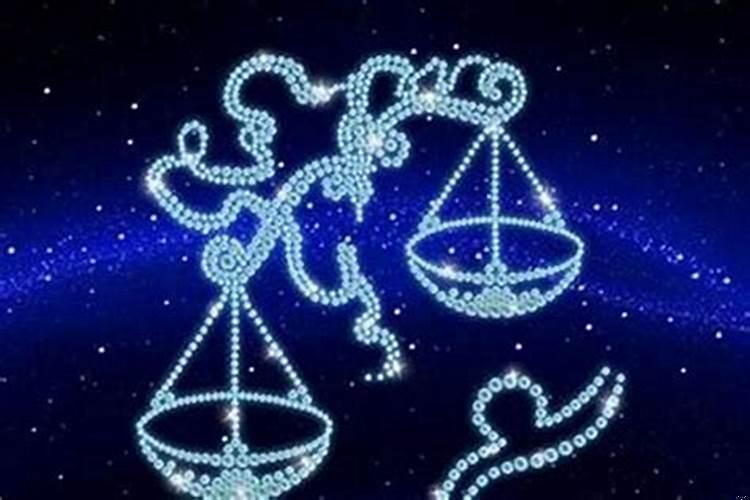 摩羯女莫名吸引天秤男