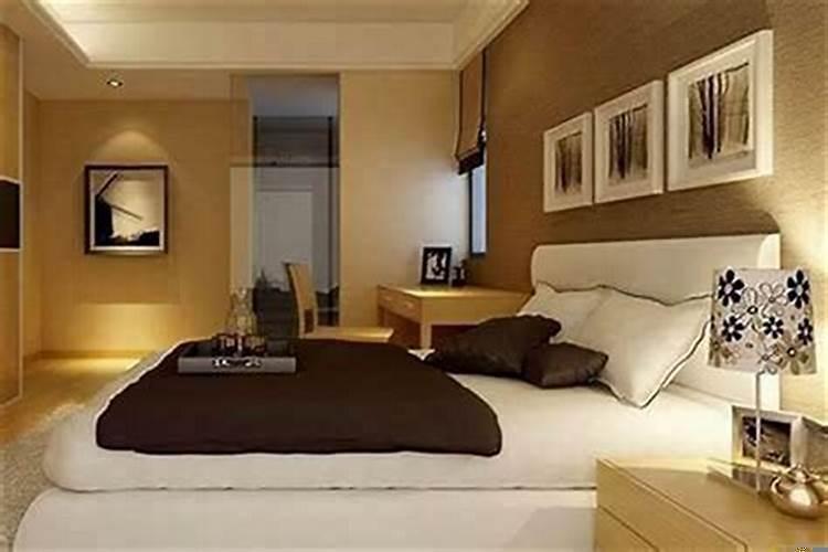 属鸡人床头朝哪最好