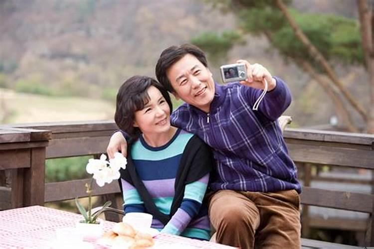 无话可说的中年夫妻