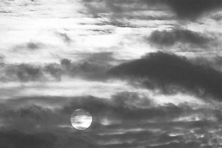 守得云开见月明的意思是