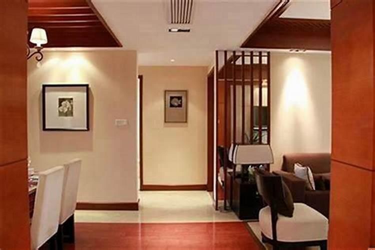 入户门正对窗怎样化解好