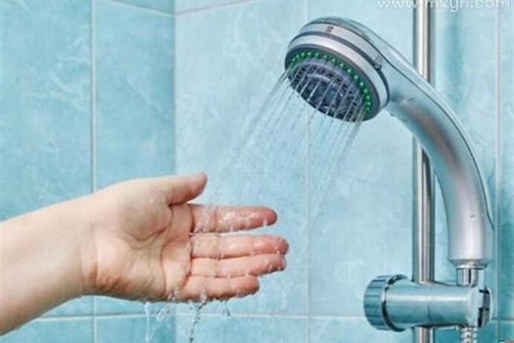 梦见洗手池有血