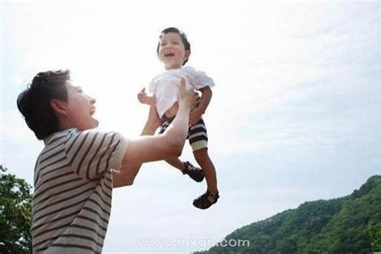 梦见我抱着我的孩子