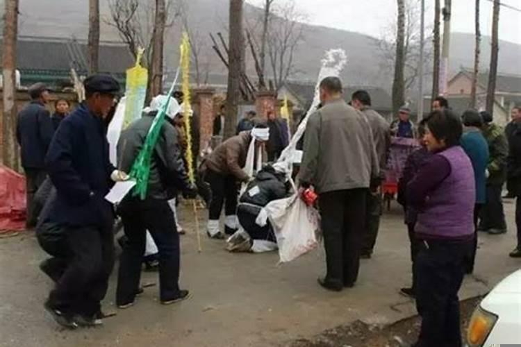 是和喜欢的人在一起还是合适的人